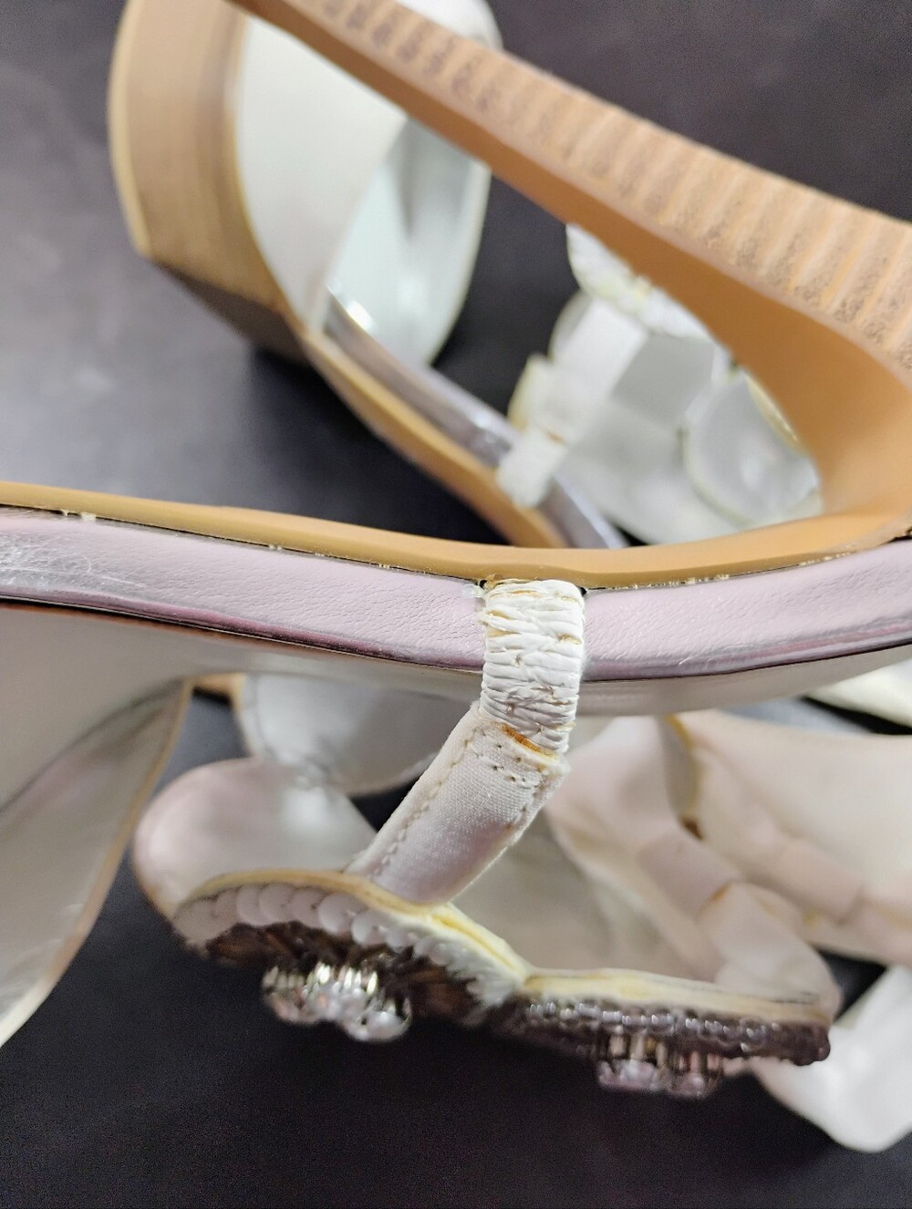 Vintage Y2K Bakers White Gerri Beaded Platform Heels 7.5 – As‑Is - Picture 9 of 17